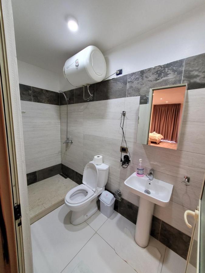 21-Rooms Tirana Esterno foto